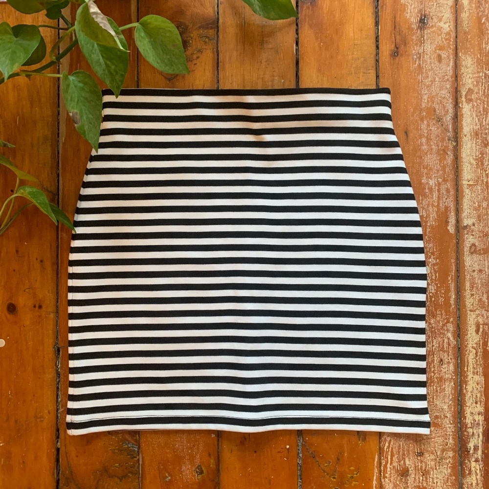 Striped black and white Aritzia mini skirt